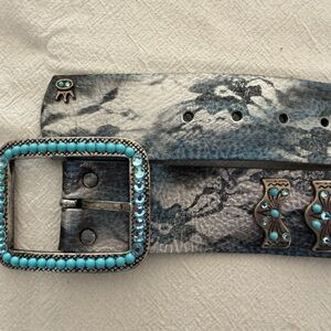 Elegant Turquoise Embellished Belt